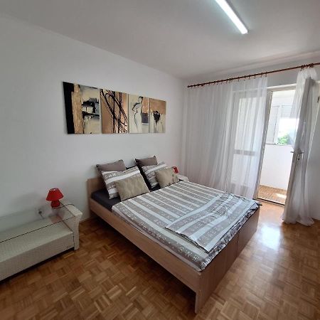 Two Bedroom Apartment Alma Zadar Luaran gambar