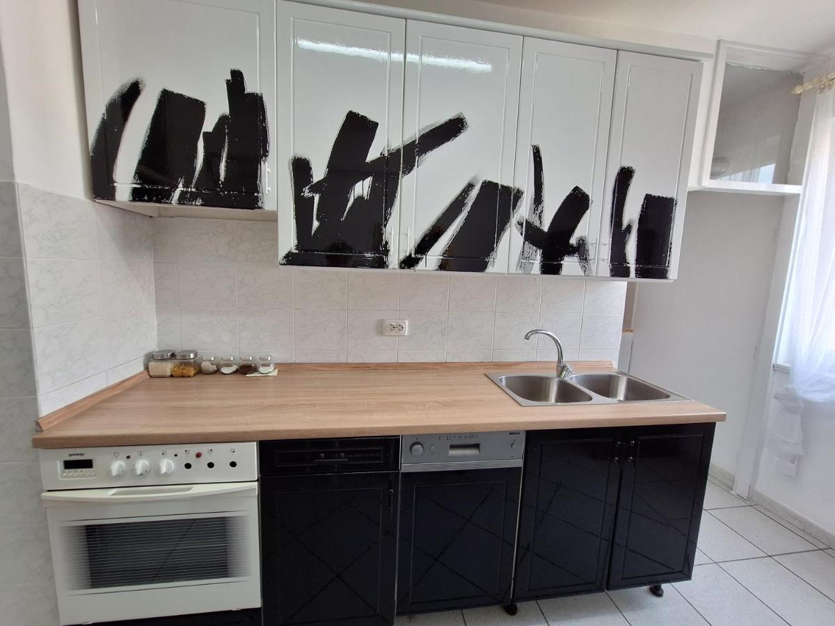 Two Bedroom Apartment Alma Zadar Luaran gambar